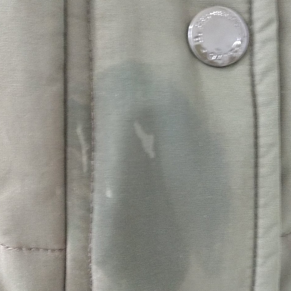 Vintage BR Olive Vest w Rain Hood - Picture 5 of 5